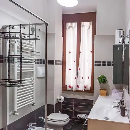 Navigli Near Metro & Wifi * ميلان